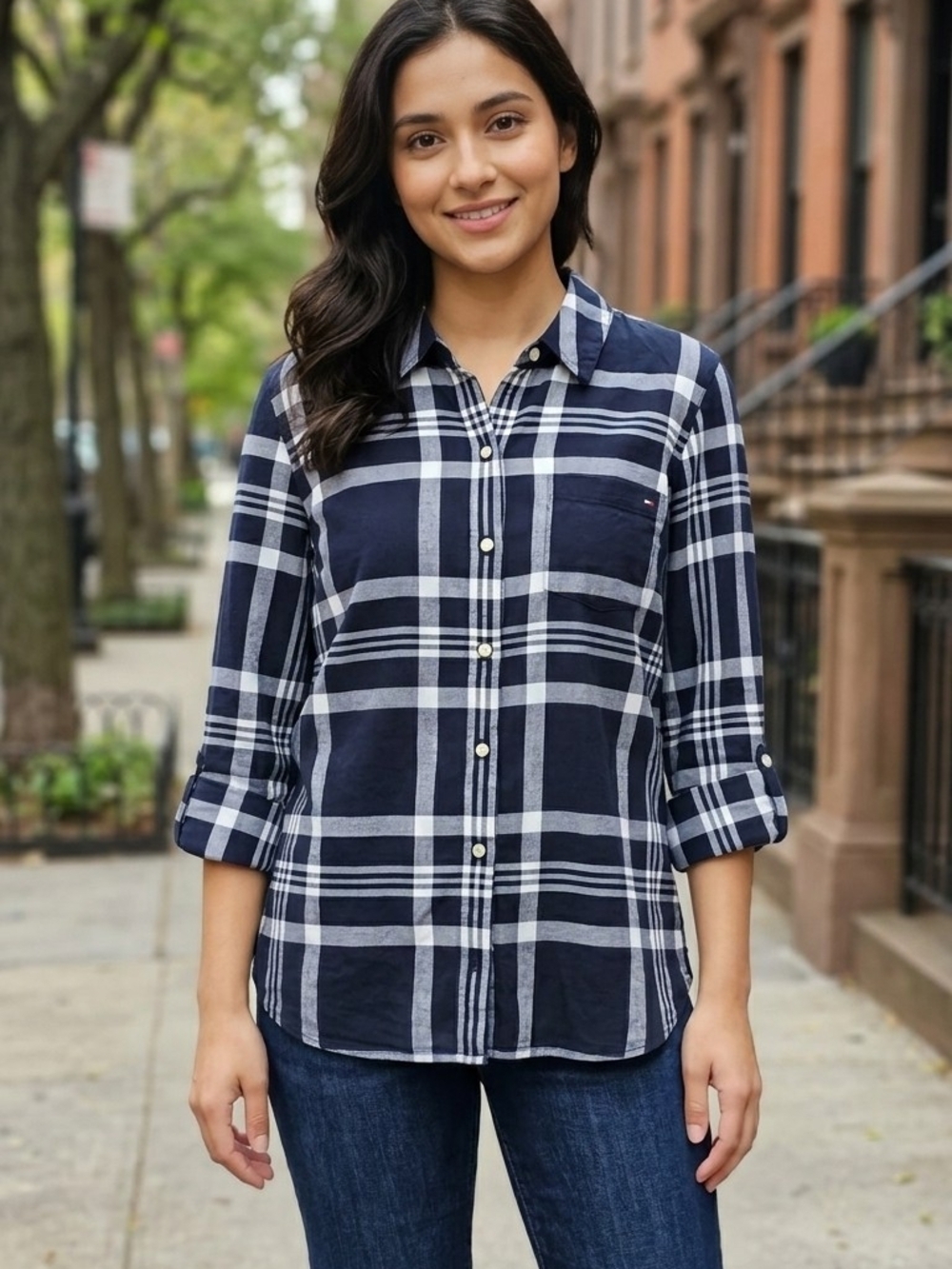 Tommy Hilfiger Plaid Roll-Tab Sleeve Button Down Shirt Small Navy Blue White